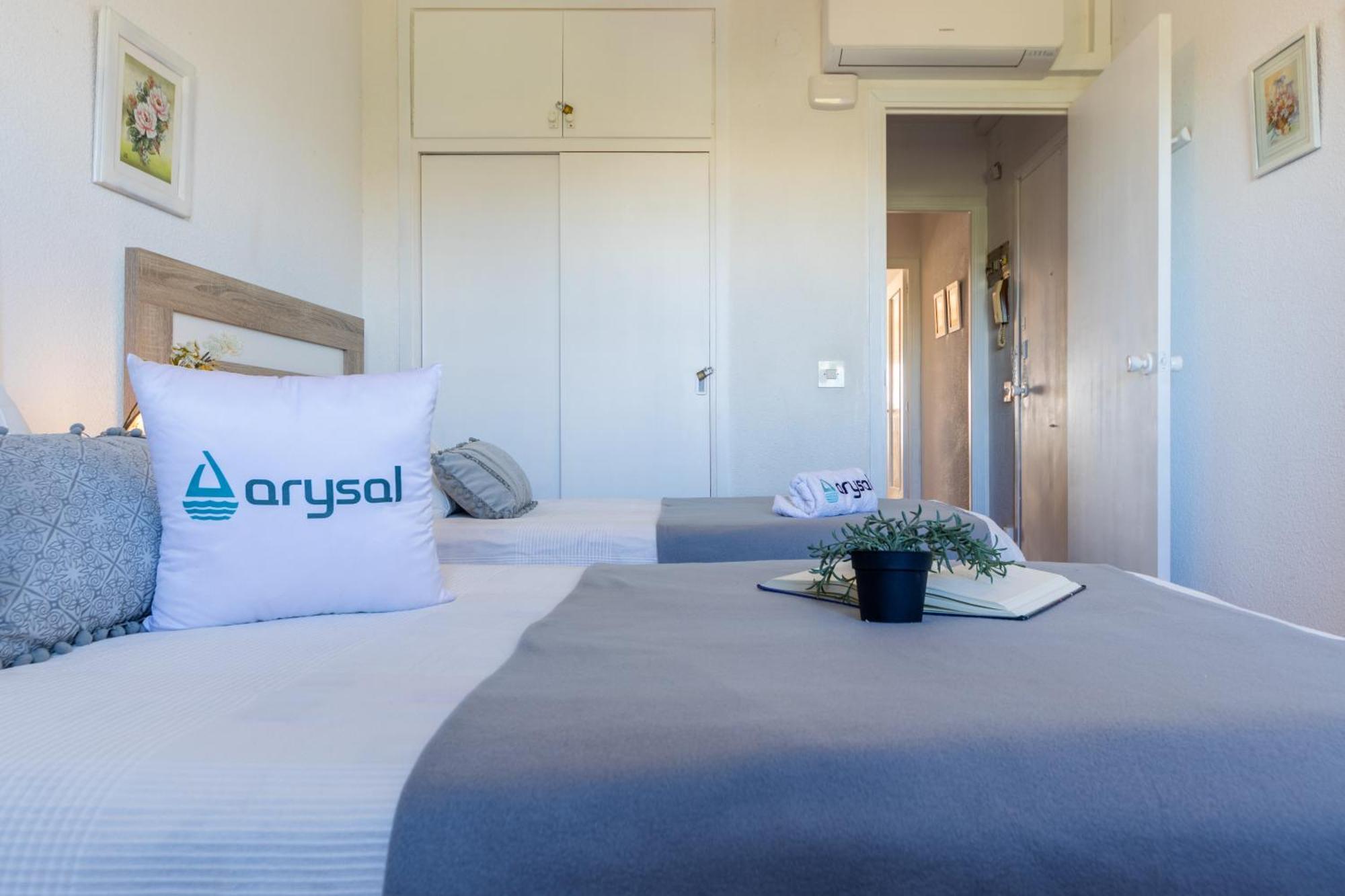 Apartamentos Atlas IV Salou Extérieur photo